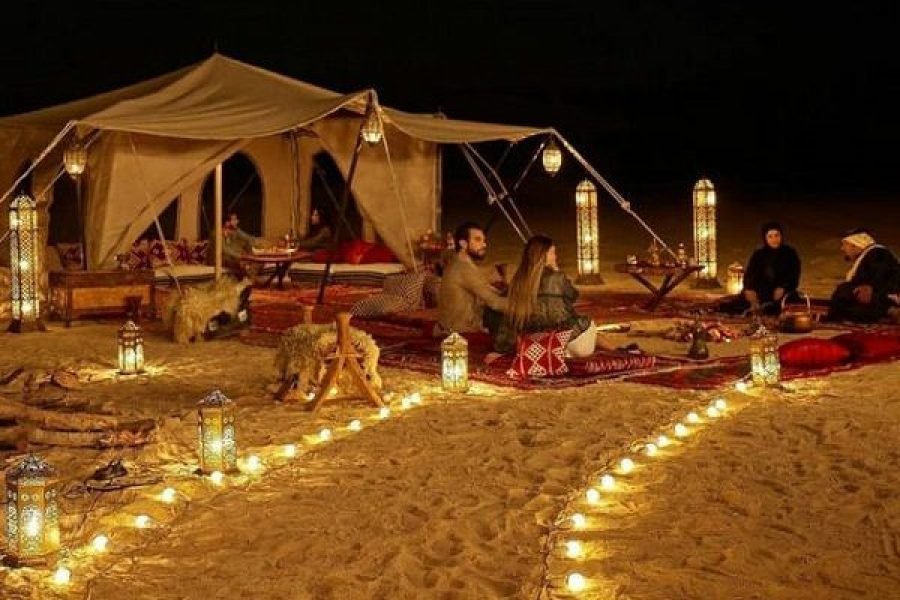 Depuis Marrakech : Dîner au coucher du soleil dans le désert d'Agafay